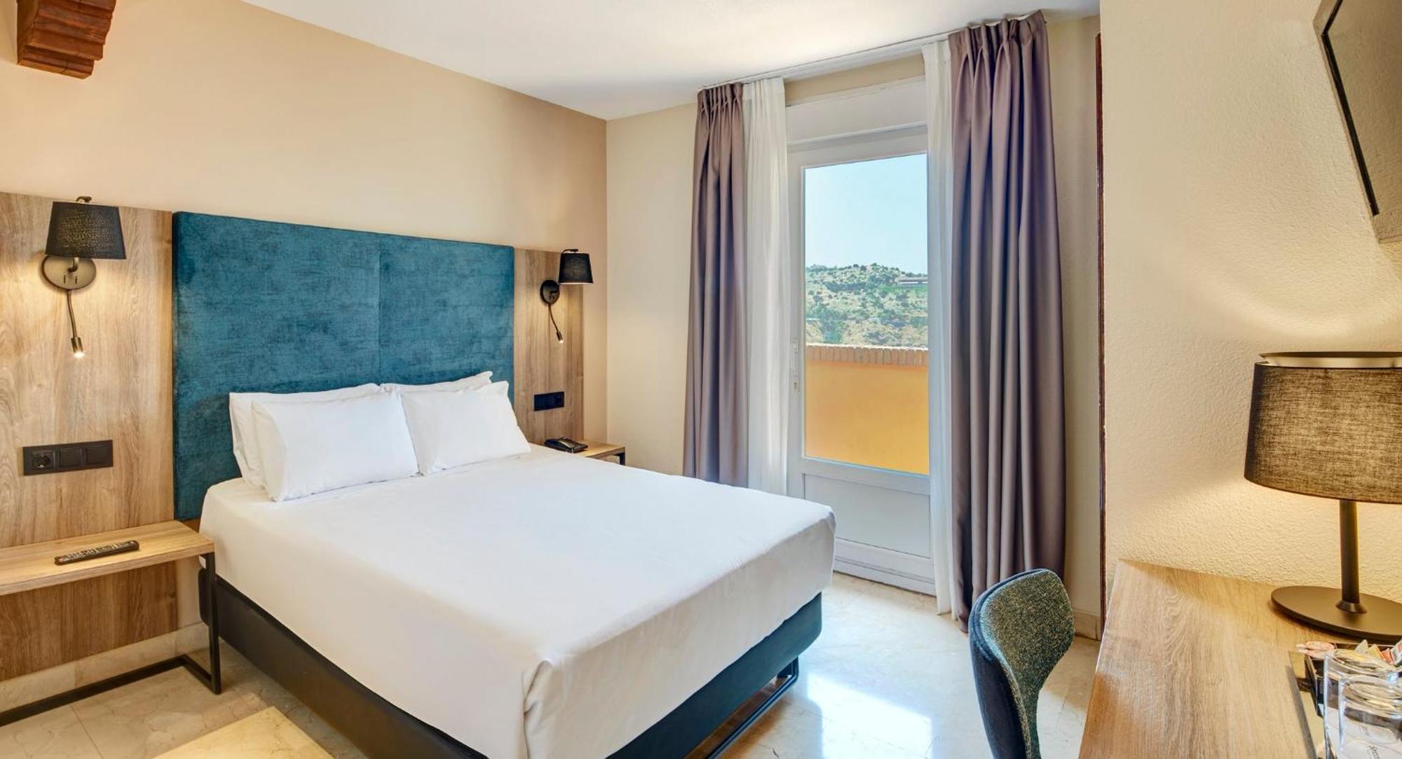 Large Double Room,1688808168:JPEG