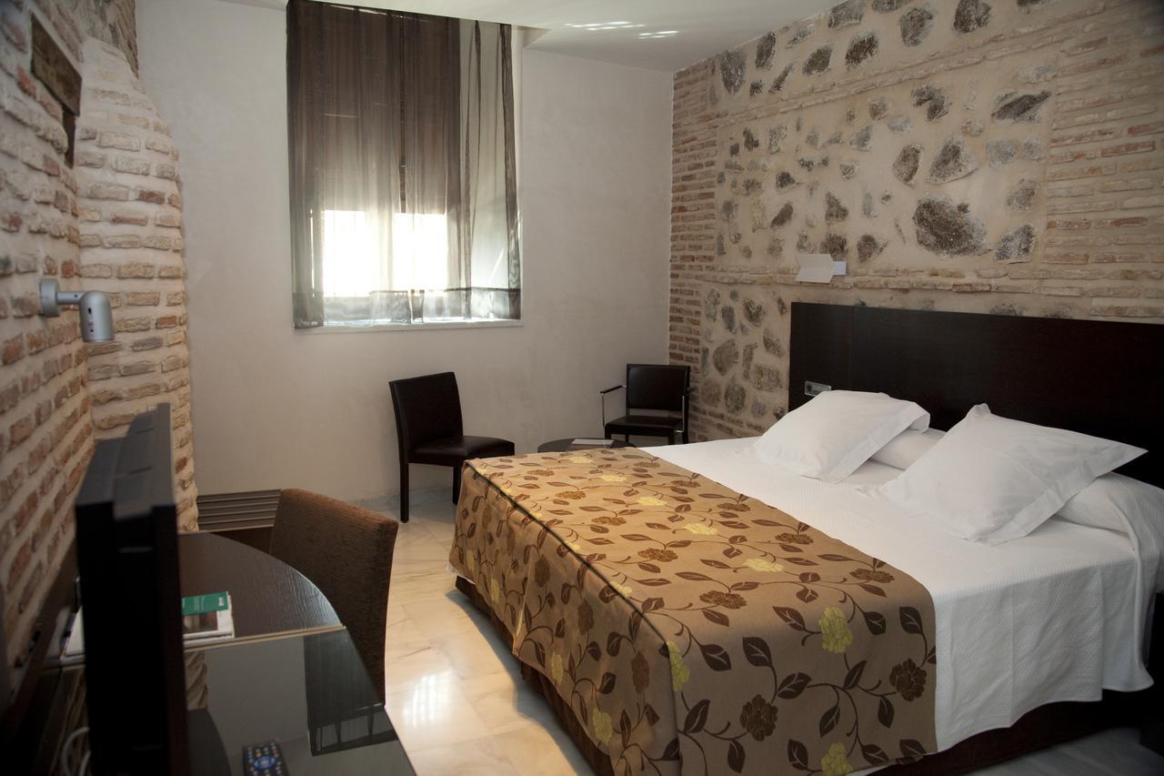 Deluxe Room,1774426652:JPEG