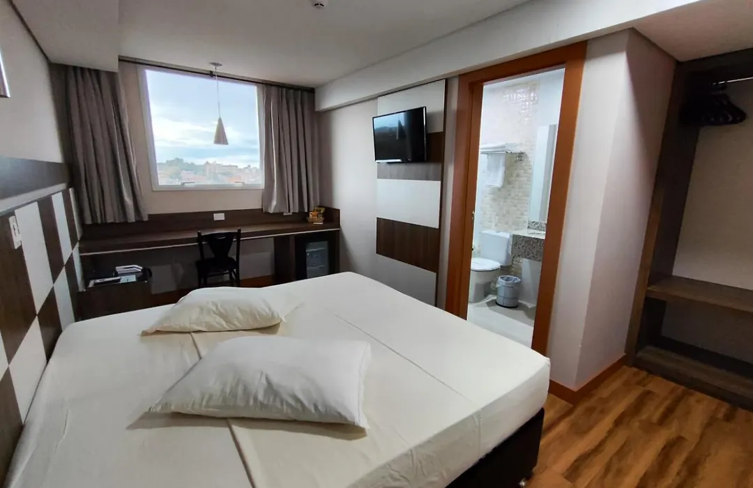 Hotel Maestro Executive Toledo-1